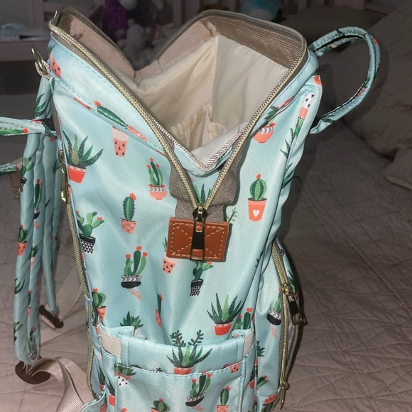 Cute cactus diaper bag - Picture 3 of 6